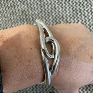 DE-NICOLA (Signed) Vintage Rare Silver Metal Bracelet Size: 6 1/2 to 7"
